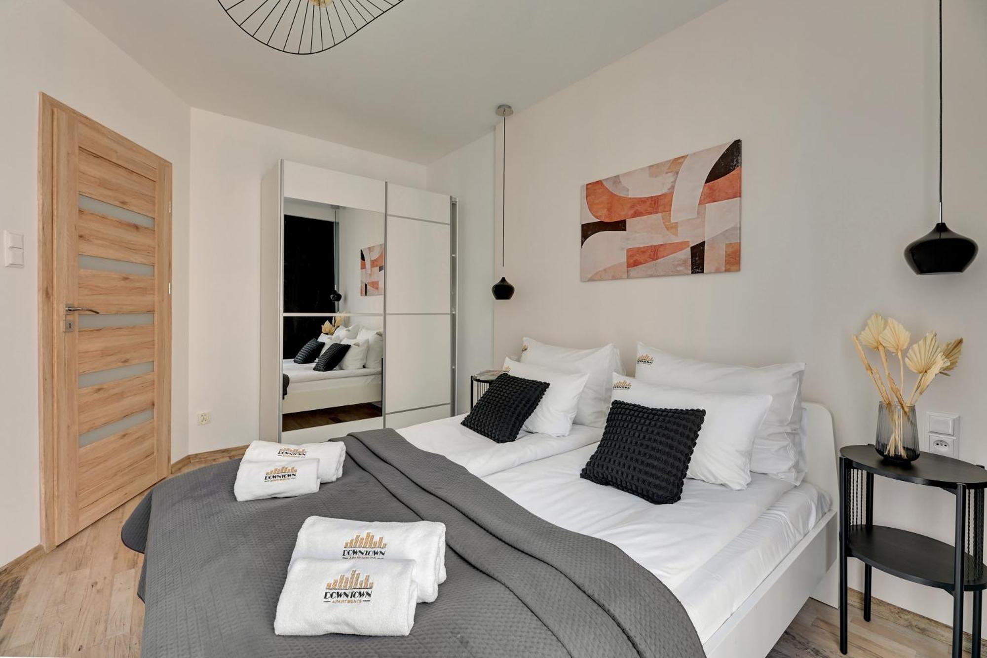 Aura - Riverside & Parking By Downtown Apartments Gdańsk Rum bild